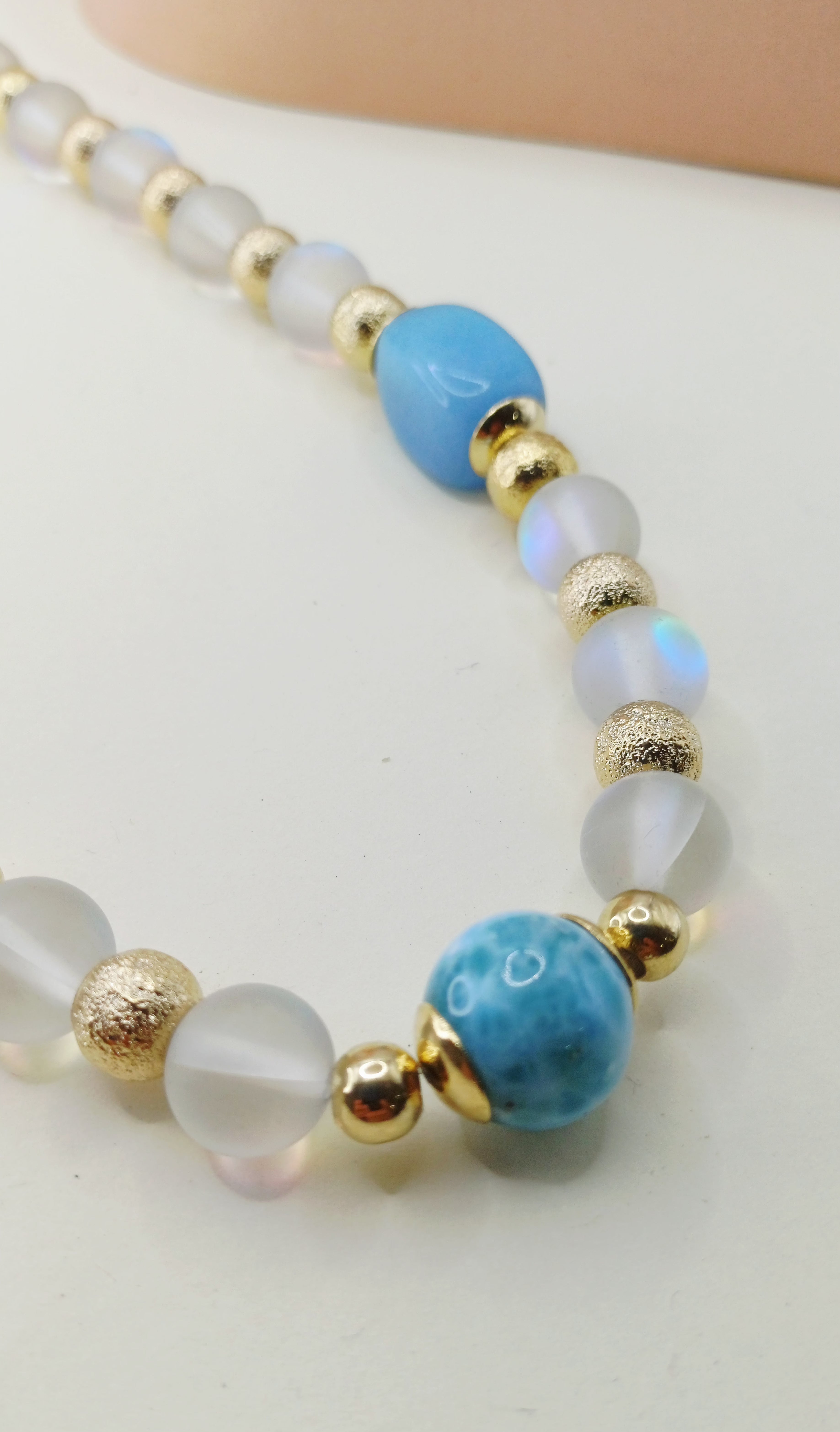 Collar piedra de Luna y Larimar