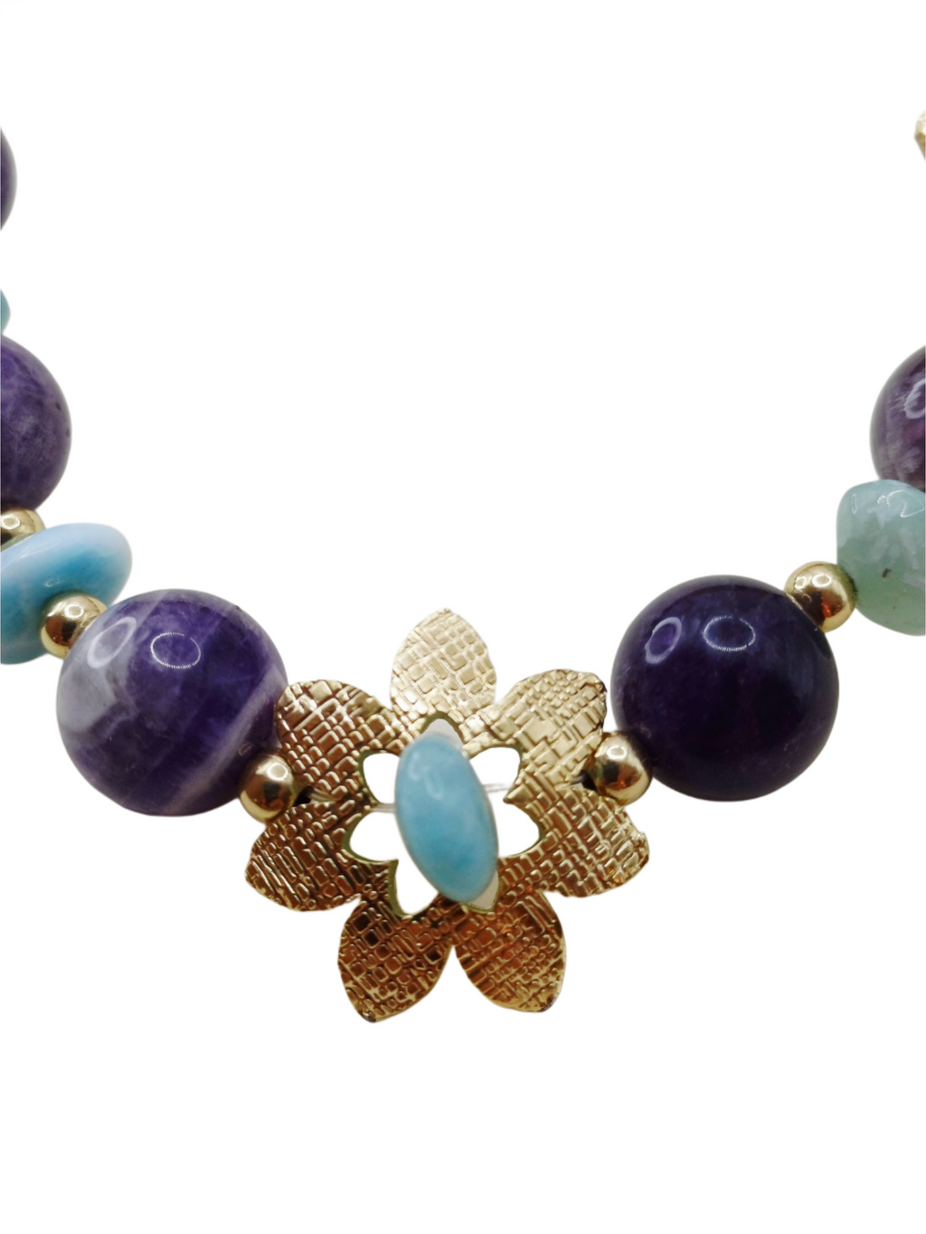 Collar floral de Amatista y chips de Larimar