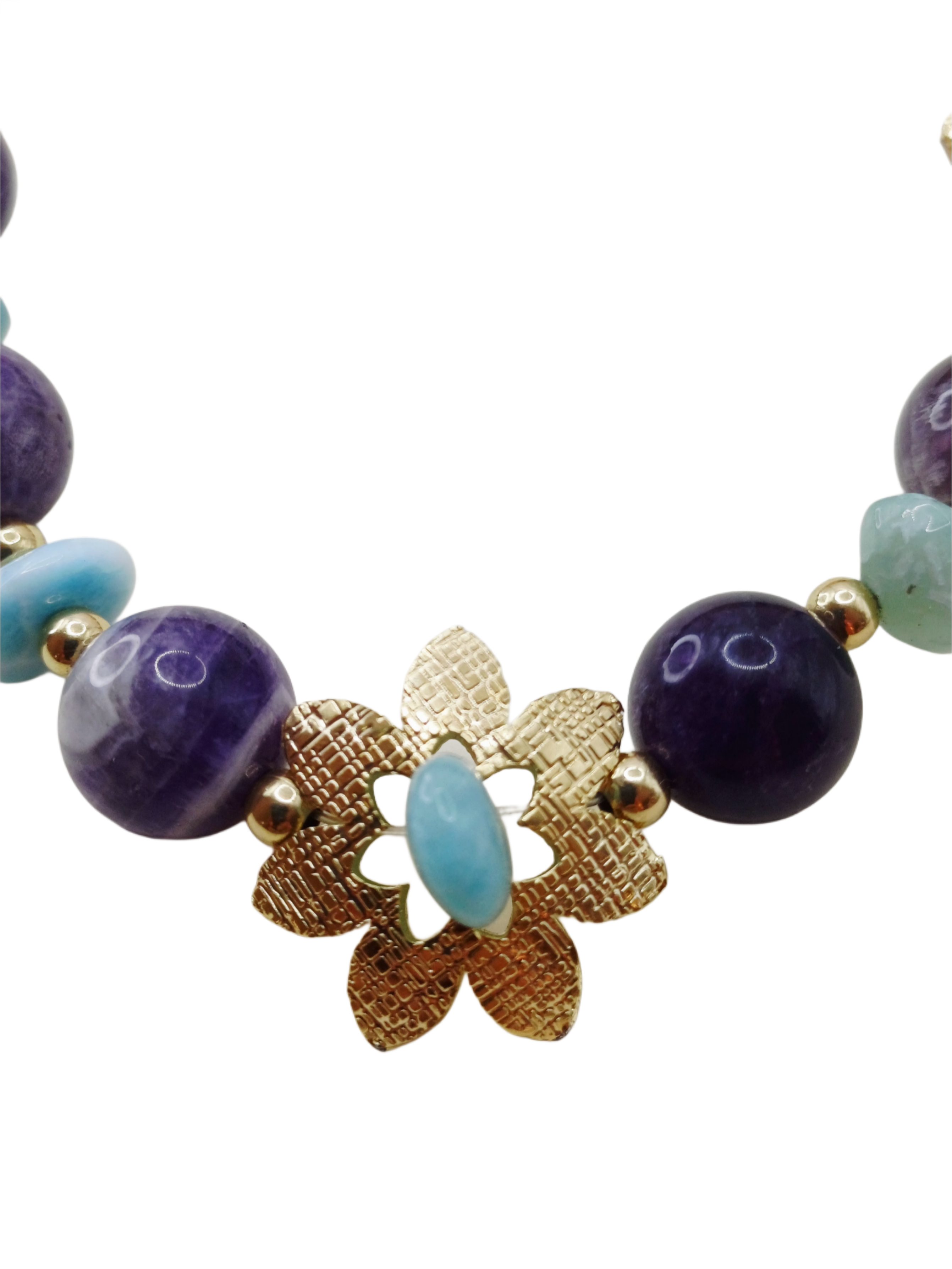 Collar floral de Amatista y chips de Larimar